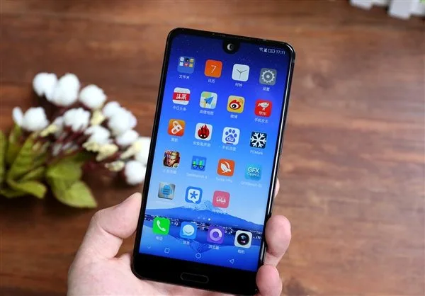 SHARP AQUOS S2 featured