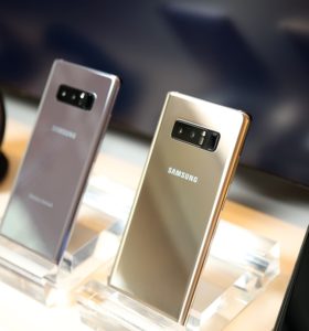 Samsung Galaxy Note 8 Hands-on back 1