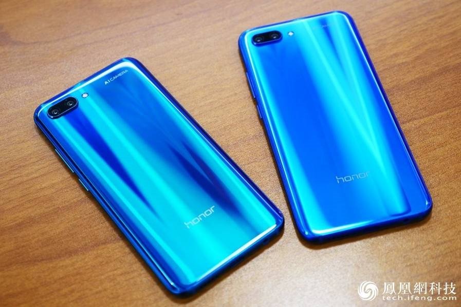 Huawei Honor 10 Hands-On Review Back