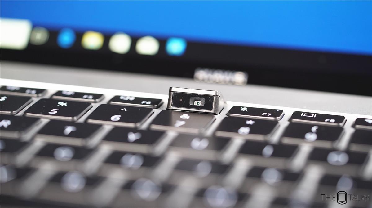 Huawei MateBook X Pro Vs Apple MacBook Pro 2018 Comparison Review - Camera