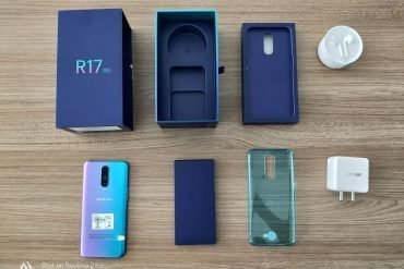 OPPO R17 Pro Hands-On Package