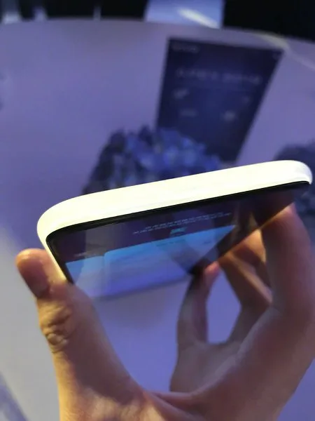 Vivo APEX 2019 vs Meizu Zero