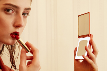 Xiaomi VH 2-in-1 Power Bank Makeup Mirror 1