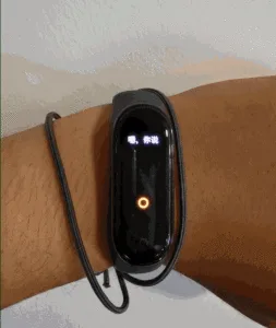 Xiaomi Mi Band 4 Review NFC version Xiao AI checking HR