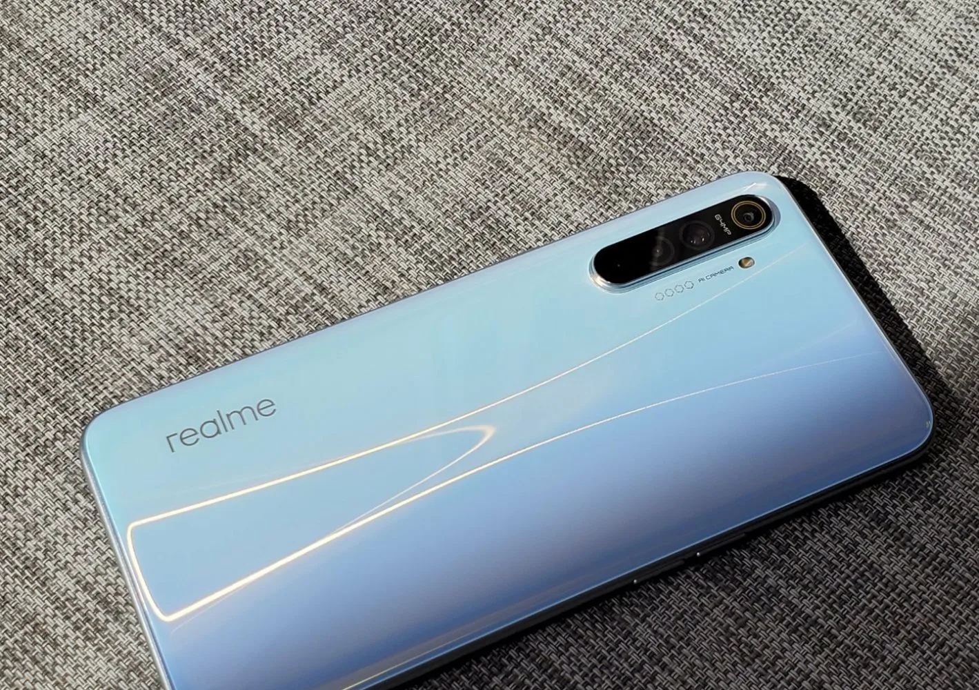 Realme XT-images