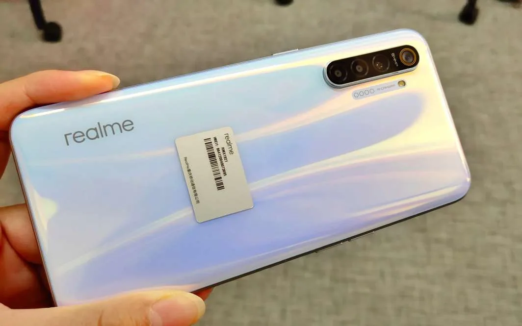 Realme XT images