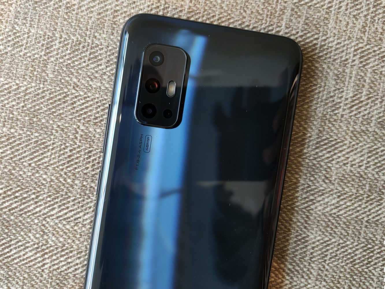 vivo V17