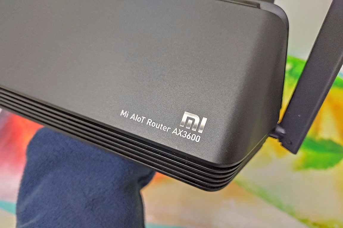 Xiaomi AIoT router AX3600 review - Mi logo 1