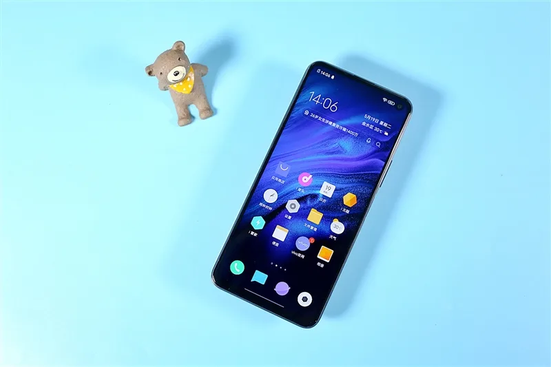 iqoo-z1-5g-phone-review-d