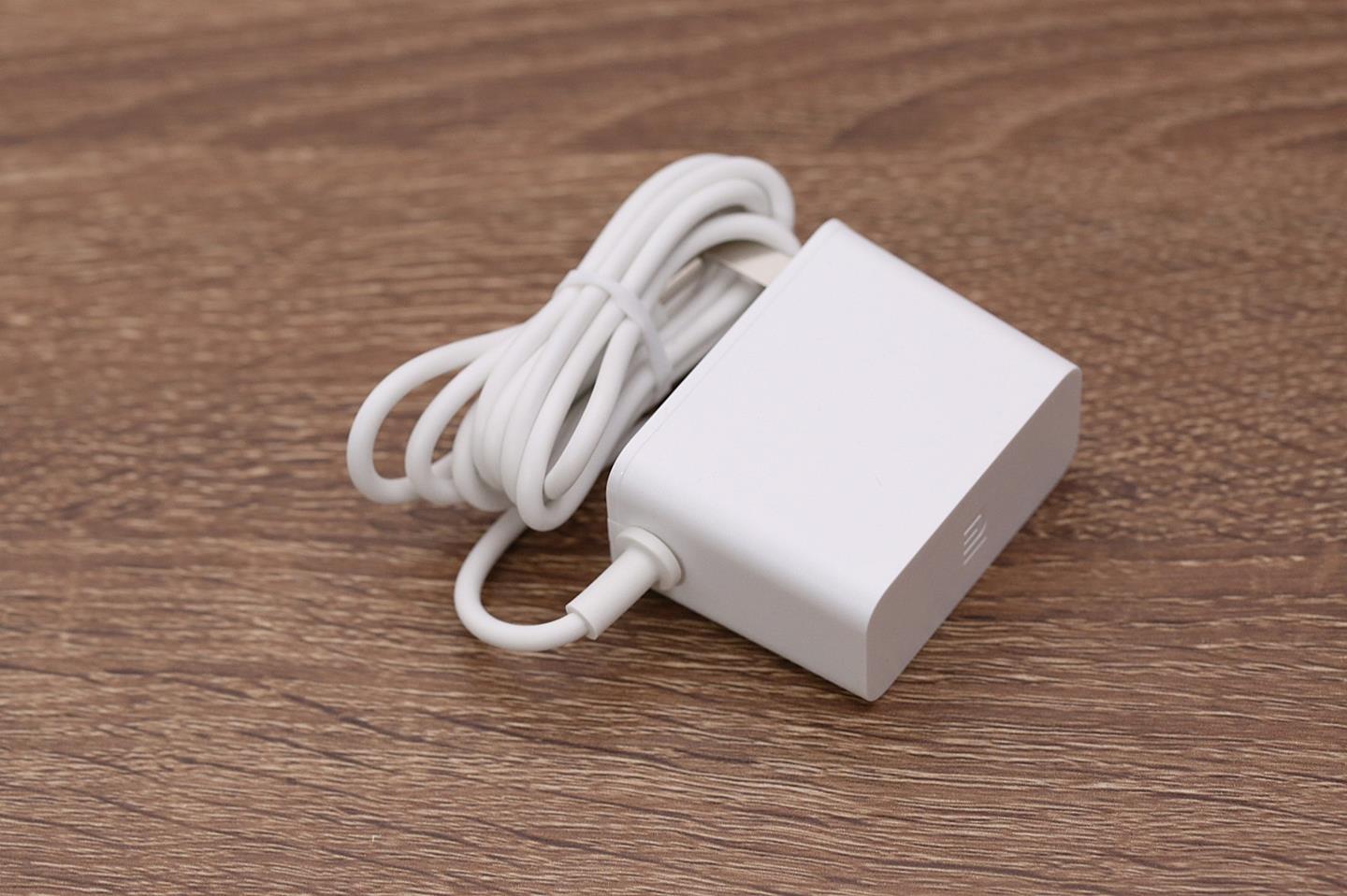 Redmi router AX5 WiFi 6 Review - Power adapter