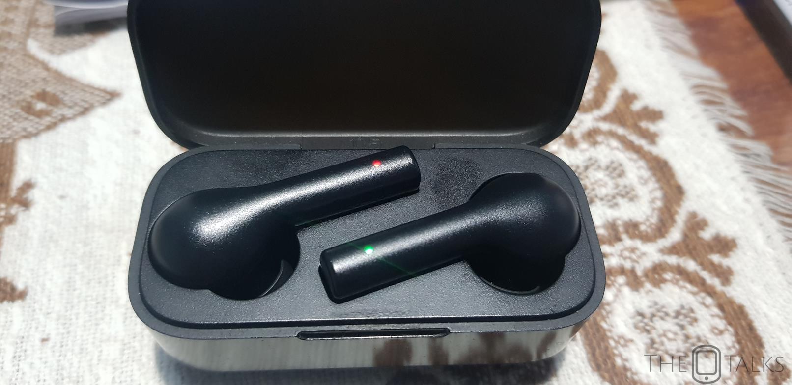TWS T5 Earbuds review - LED status