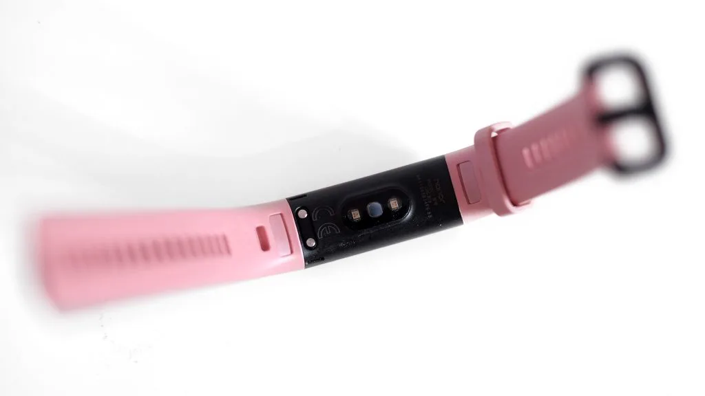 honor-band-5-vs-xiaomi-mi-band-5-vs-oppo-band-1-3