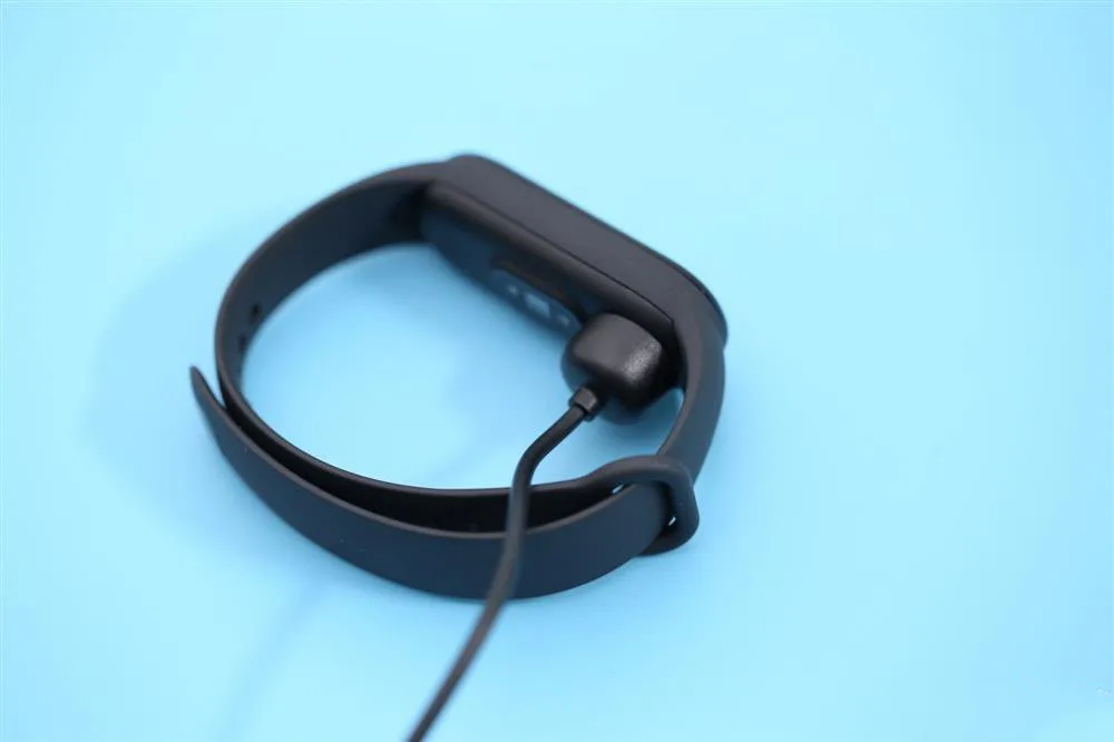 honor-band-5-vs-xiaomi-mi-band-5-vs-oppo-band-2-4