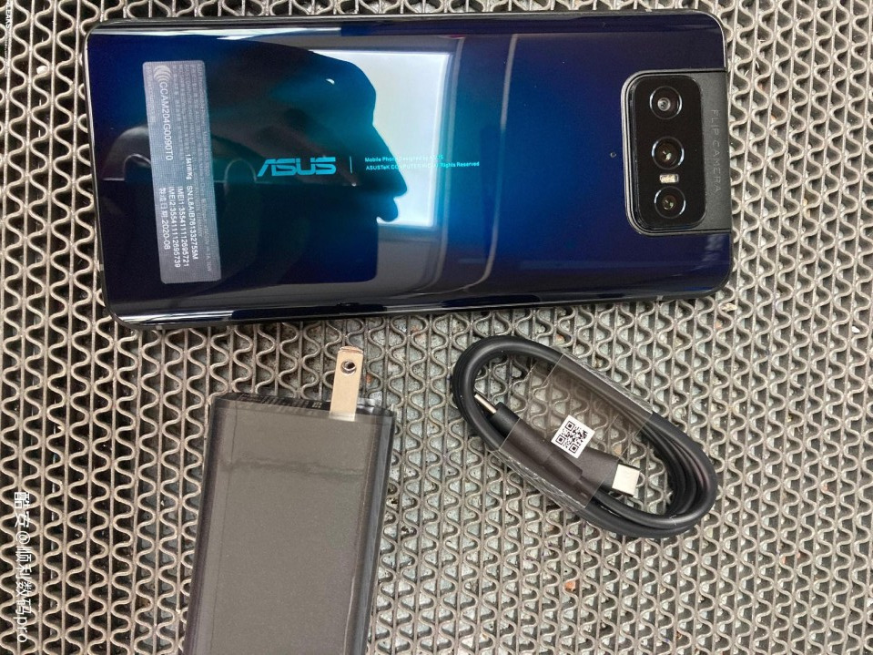 Asus Zenfone 7 design leaked featured