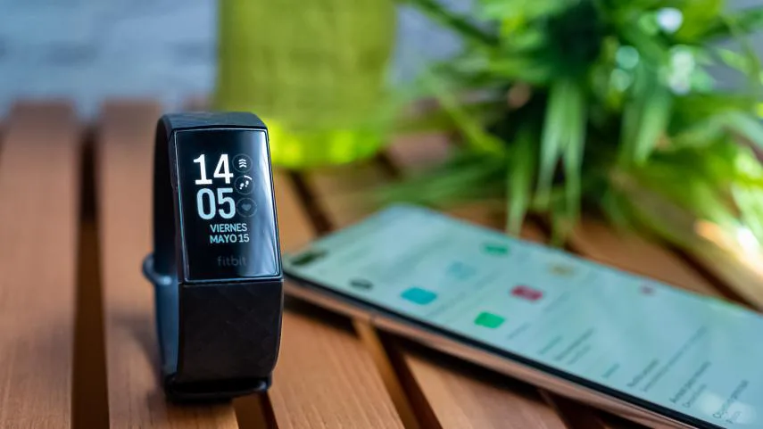 xiaomi-mi-band-5-vs-amazfit-bip-vs-fitbit-charge-4-3-2