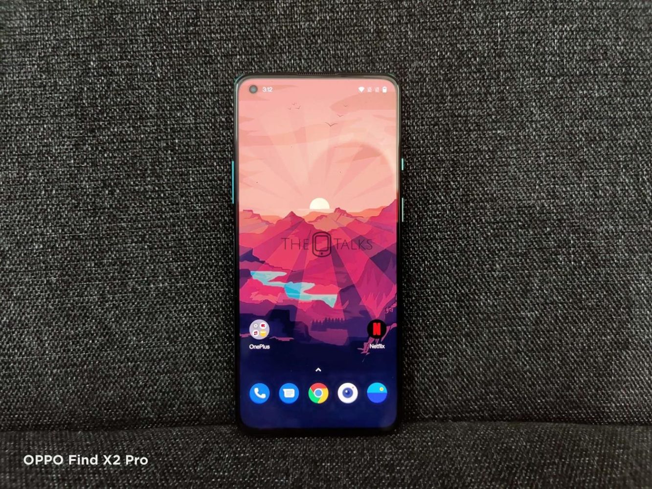 OnePlus 8T Hands-On Images 1602601433146