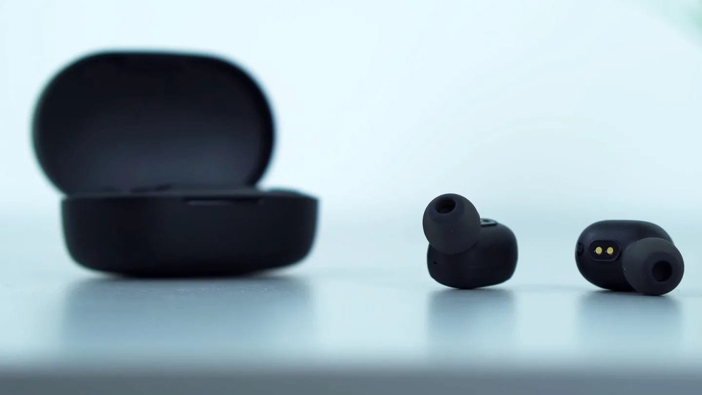 edifier-x3-vs-redmi-airdots-1