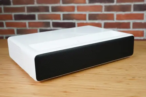 xiaomi-mi-4k-laser-projector-vs-vava-2