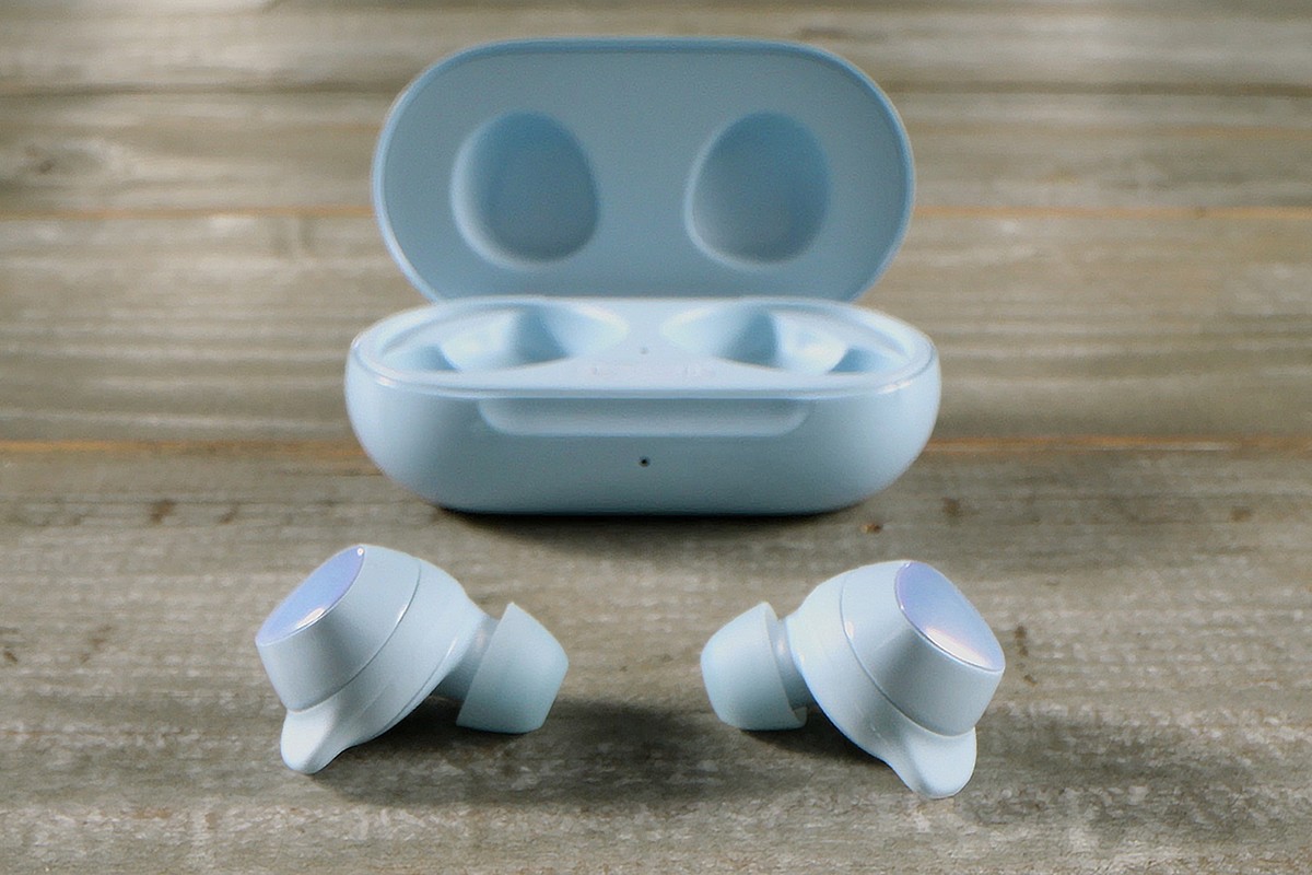How to pair the Samsung Galaxy Buds Plus?