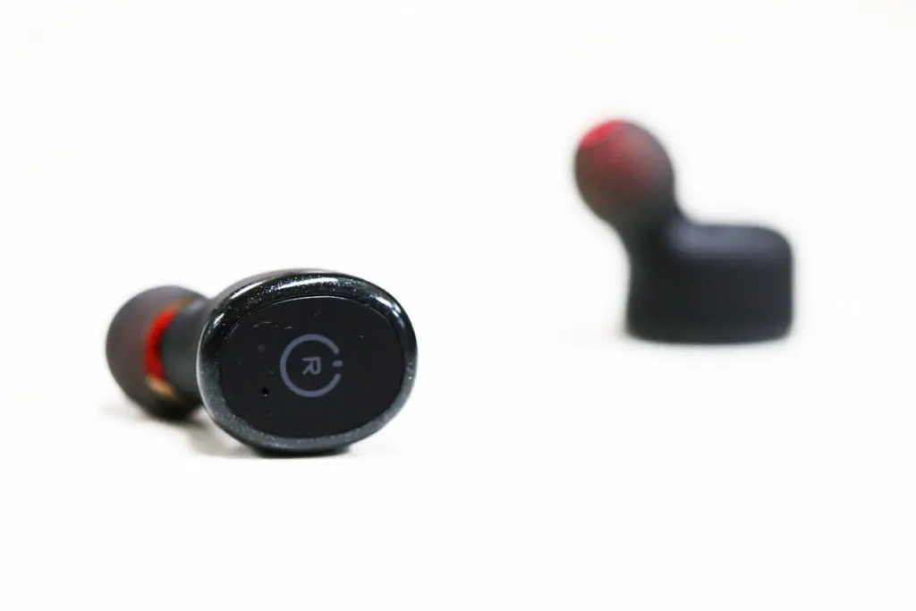 tozo-t6-vs-t10-vs-t12-2-1