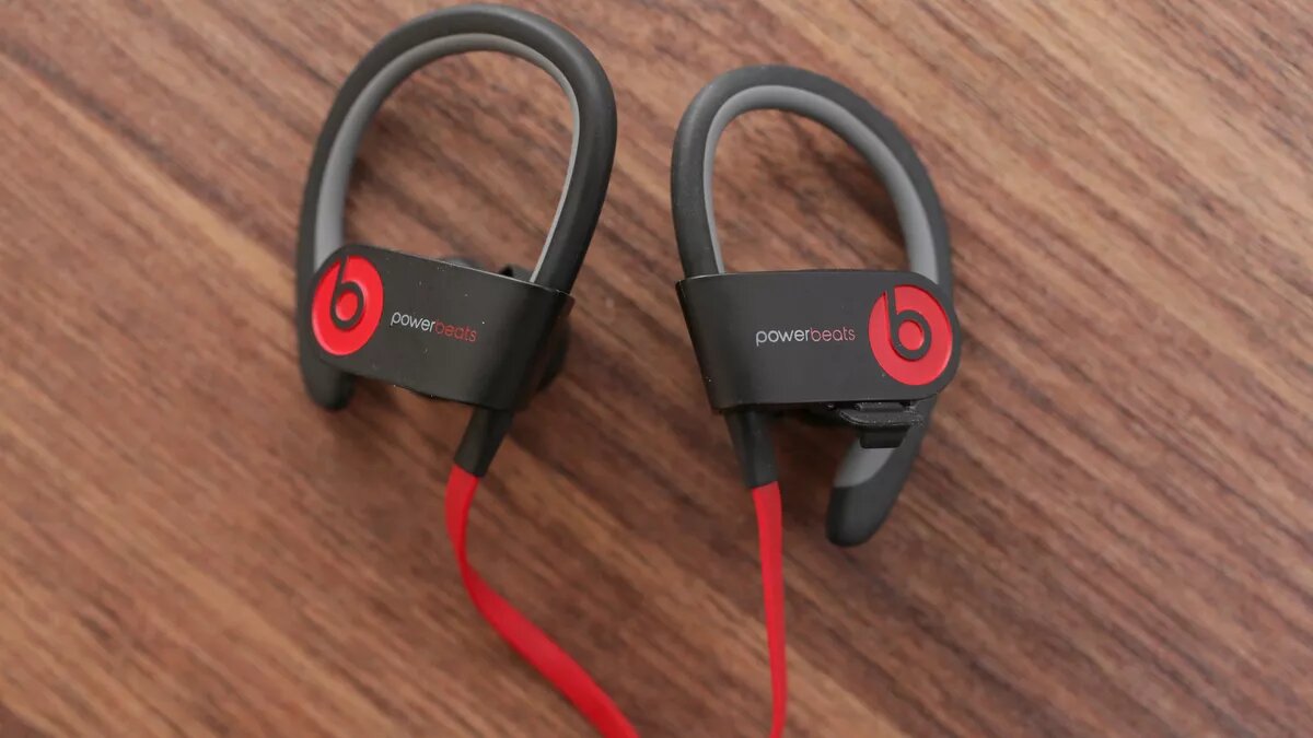 powerbeats-vs-powerbeats-2-vs-3-vs-pro-1-1