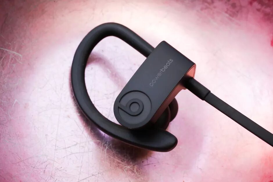 powerbeats-vs-powerbeats-2-vs-3-vs-pro-3-2