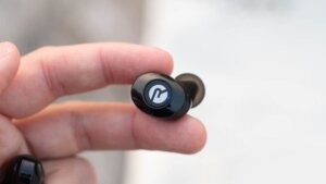 Raycon E25 Earbuds Manual | Step-by-Step User Guide 2021