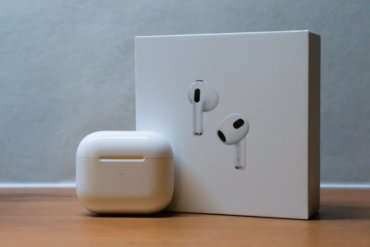 The Apple AirPods 3 have up to 6 hours of battery life, Bluetooth 5.0, a custom high-excursion Apple driver, Adaptive EQ, dual beamforming microphones, a H1 headphone chip, and much more. Learn how to use them with this new Apple AirPods 3 Manual. Apple AirPods 3 Manual | All You Need To Know! Apple AirPods 3 Manual | How to Pair / Connect? To iOS phones Step 1: Connect to Wi-Fi and turn on Bluetooth. Step 2: Open the lid of the charging case. After that, the earbuds will turn on automatically. Step 3: Hold the earbuds close to the device. Apple devices signed in to iCloud will pair automatically. Step 4: After that, the pairing will be done. - To Android phones Step 1: Open the lid of the charging case. After that, the earbuds will turn on automatically. Step 2: With the earbuds inside the case, press and hold the button on the back of case for a couple of seconds, until a light starts flashing. This means that the earbuds are now ready to pair with any device. Step 3: Go to the device’s Bluetooth settings. Step 4: Select “Apple AirPods 3”. If a password is needed, type “0000”. Step 5: After that, the pairing will be done. To PC (Windows) Step 1: Turn on Window’s Bluetooth. Step 2: Go to the settings. Step 3: Go to “Bluetooth and other devices”. Step 4: Click on “Add device”. Step 5: Open the lid of the charging case. After that, the earbuds will turn on automatically. Step 6: With the earbuds inside the case, press and hold the button on the back of case for a couple of seconds, until a light starts flashing. This means that the earbuds are now ready to pair with any device. Step 7: Select “Apple AirPods 3”. If a password is needed, type “0000”. Step 8: After that, the pairing will be done. - Apple AirPods 3 Manual | How to Wear? Step 1: Take both earbuds out of the charging case. Step 2: Identify the left and right earbuds. Step 3: Choose the ear tips that best suit your ears. Step 4: Insert the headphones into the inner canal of the ears. Step 5: Rotate for the best possible comfort and best fit, and make sure that the microphone is pointing to the mouth. Apple AirPods 3 Manual | How to Turn On and Off? Turn on: Open the lid of the charging case. After that, the earbuds will turn on automatically. Turn off: Place the earbuds into the charging case and close its lid. After that, the earbuds will turn off automatically. - How to Control? / How to Operate? – Instructions • Play or pause music: Press the multifunction touch button on any of the earbuds one time. • Play the next song: Press the multifunction touch button on any of the earbuds two times. • Play the previous song: Press the multifunction touch button on any of the earbuds three times. • Answer an incoming call: Press the multifunction touch button on any of the earbuds one time. • End a current call: Press the multifunction touch button on any of the earbuds one time. • Reject an incoming call: Press the multifunction touch button on any of the earbuds two times. • Answer a second call and put the first one on hold: Press the multifunction touch button on any of the earbuds one time. • Change between a current and a second call: Press the multifunction touch button on any of the earbuds one time. • End the current call and answer the one on hold: Press the multifunction touch button on any of the earbuds two times. • Activate the voice assistant: Press and hold the multifunction touch button on any of the earbuds. Apple AirPods 3 Manual | How to Activate Mono Mode? To activate or deactivate the mono mode in the Apple AirPods 3, all you have to do is to pair the earbuds to the device and take out one of the earbuds from the charging case. It will start working by itself. - Apple AirPods 3 Manual | How to Reset? Step 1: Delete the Apple AirPods 3 from the connected devices list on the device’s Bluetooth. Step 2: Place both earbuds into the charging case and keep the lid open. Step 3: Press the button placed on the back of the case for about 15 seconds. After that, an orange light will turn on, and the resetting will be done. Apple AirPods 3 Manual | How to Charge? Earbuds To charge the earbuds, all you have to do is to place them into the charging case and close the lid. The earbuds will start charging automatically. Charging case To charge the charging case, all you have to do is to connect the case to a USB charger or charging port with the included USB-A to C cable. It will start charging automatically. Also, you can place the case with the LED light facing up on a MagSafe or Qi-certifies charger. - Apple AirPods 3 Manual | LED Light Status Earbuds • Green light on: The earbuds are fully charged. • Orange light on: The earbuds have less than half of their battery. Charging case • A light flashing: The earbuds are ready to pair with any device. • Orange light on when resetting: Earbuds resetting. • Green light on in the front of the case: Case has all of its battery. • Orange light on in the front of the case: Case has less than half of its battery. • Green light on in the inside the case: The earbuds have all of their battery. Apple AirPods Manual | How to Update the Firmware? Step 1: Take the earbuds out of the charging case. Step 2: Connect the Apple AirPods 3 to the desired device. Step 3: Press on the “Configuration” tab. Step 4: Open the “General” tab. Step 5: Open the “Information” tab. Step 6: Press on the “Apple AirPods 3” device. Step 7: Check the firmware number. In case there is an update, press "Update Firmware". Step 8: Place the earbuds into the charging case. Step 9: Connect the case to a charger or charging port. Step 10: Wait until a notification pops up on the device saying that the update finished. -7