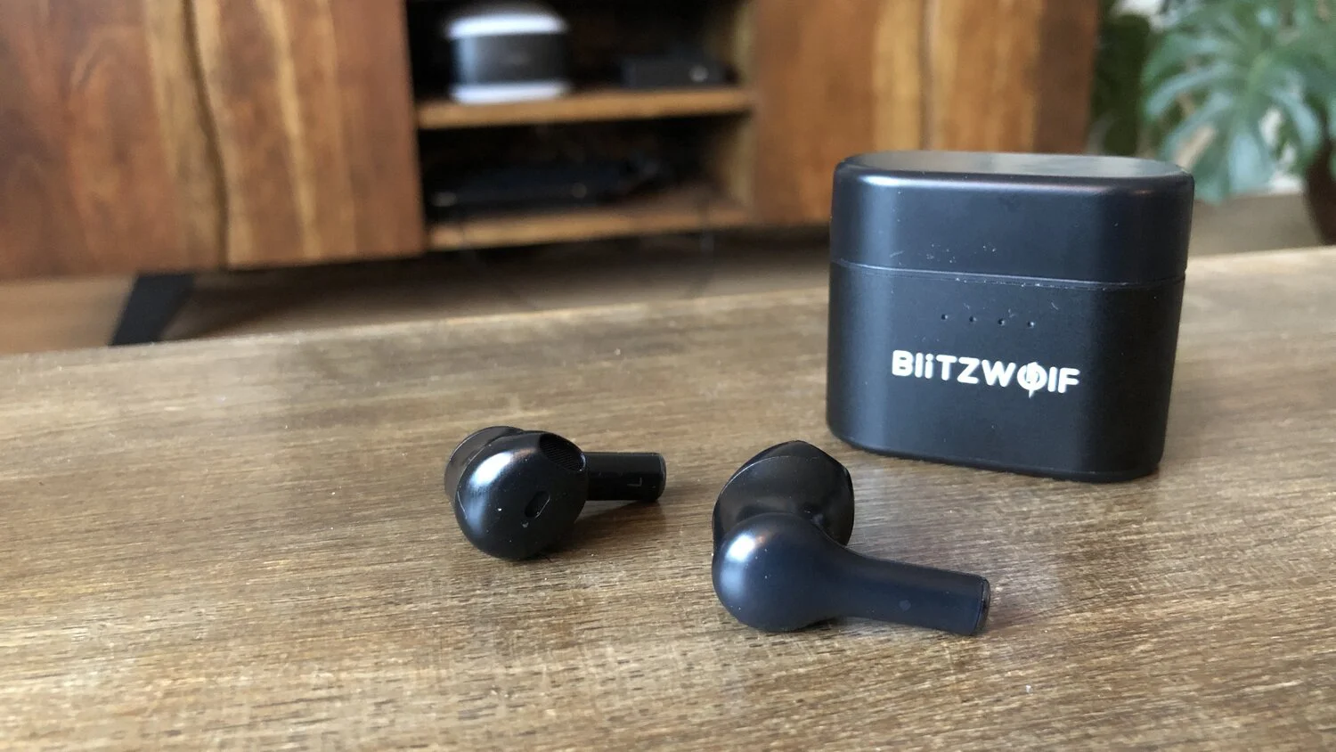 Blitzwolf-BW-FYE9-Manual-5