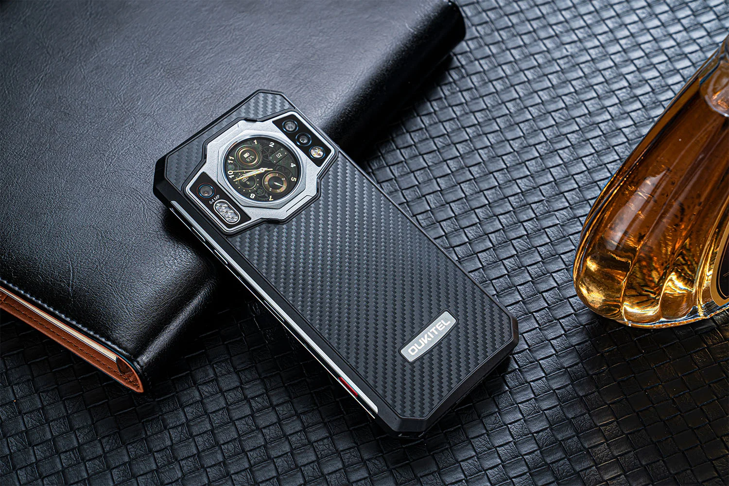 Oukitel WP21 Rugged Phone design