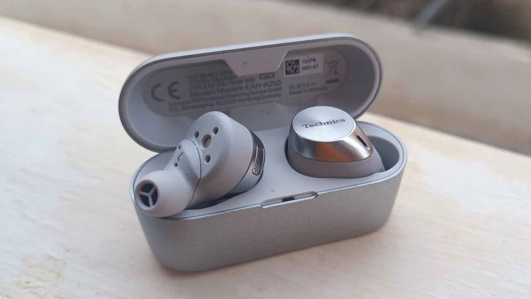 Technics-EAH-AZ60-Manual-9