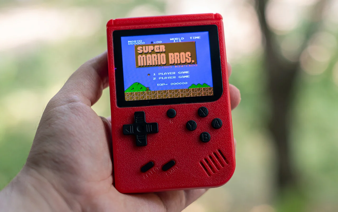retro-handheld-mini-game-console-d